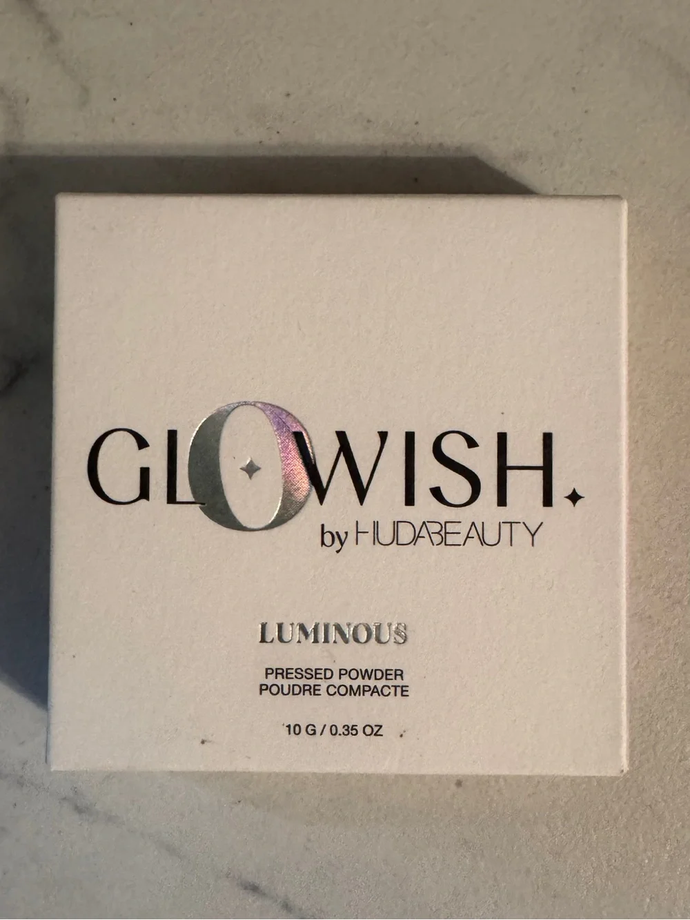 HUDA BEAUTY GLOWISH LUMINOUS PRESSED POWDER;—05 MEDIUM